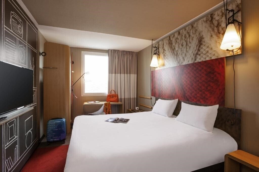 Фото Ibis Berthier Porte De Clichy 2*