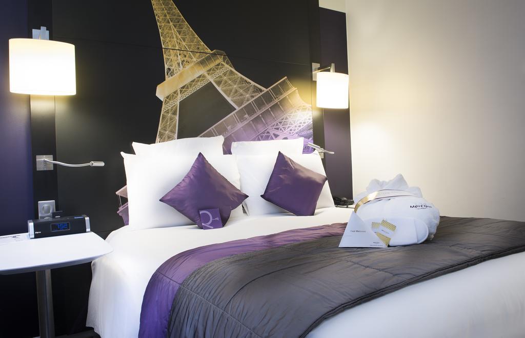 Готель Mercure Paris Tour Eiffel Pont Mirabeau 4*