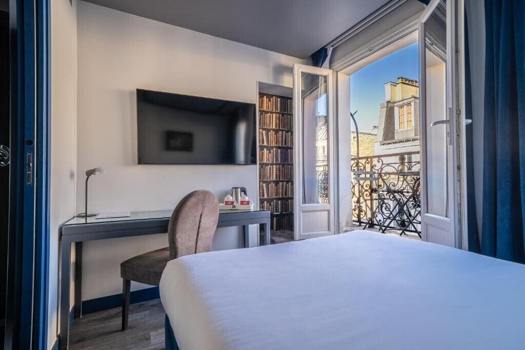 Фотографія Hotel Mademoiselle 4*