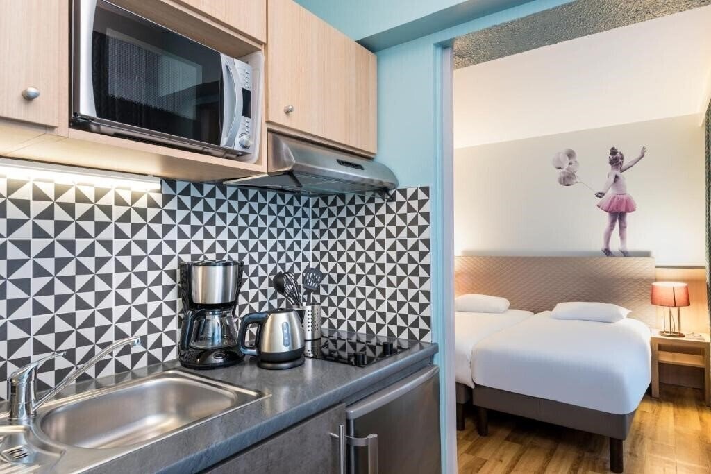 Картинка Adagio Aparthotel Paris Montmartre 3*