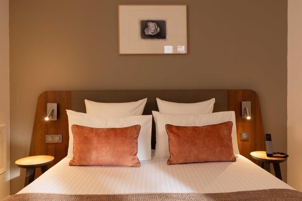 Фотография Europe Hotel Paris 1*
