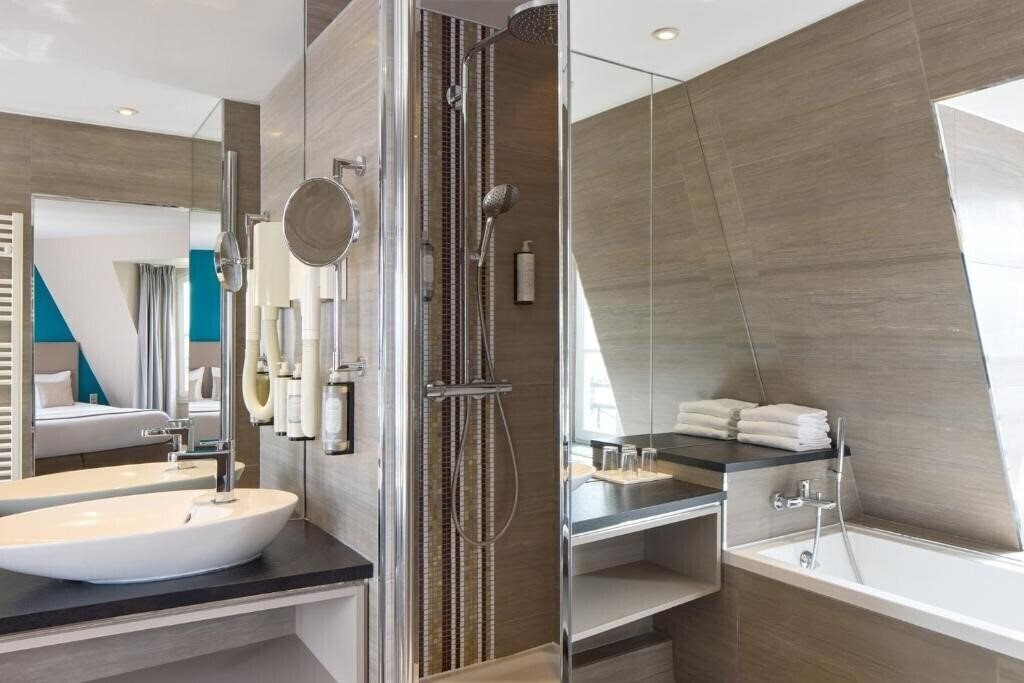 Изображение Timhotel Montmartre 3*