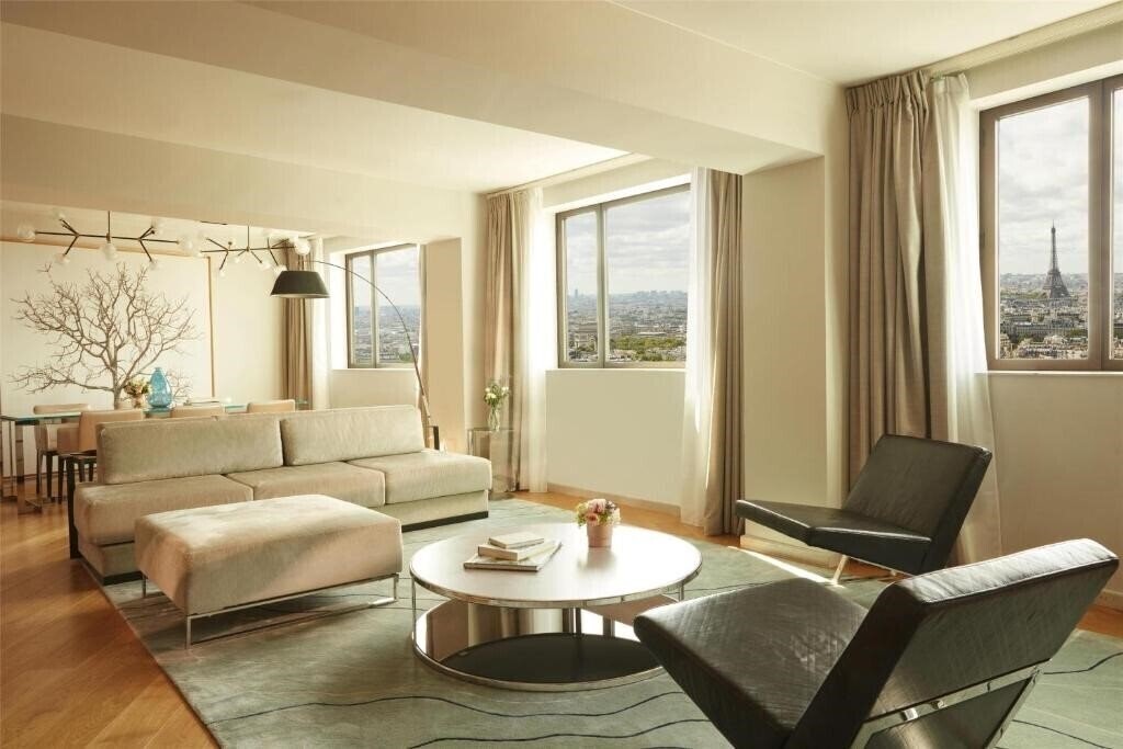 Фотография Hyatt Regency Paris Etoile 4*