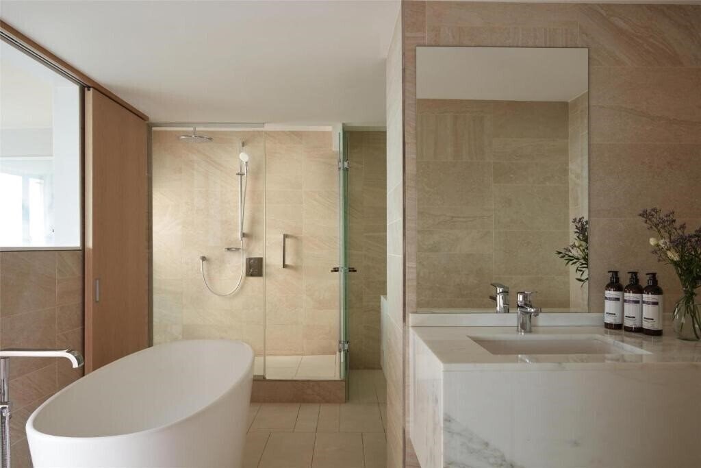 Зображення Hyatt Regency Paris Etoile 4*