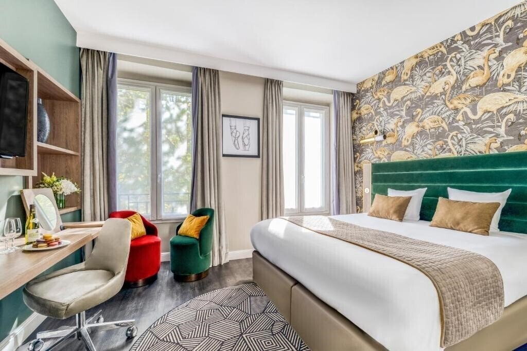 Фото Hotel Opera Opal 4*
