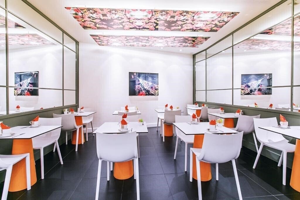 Изображение Hotel Opera Opal 4*