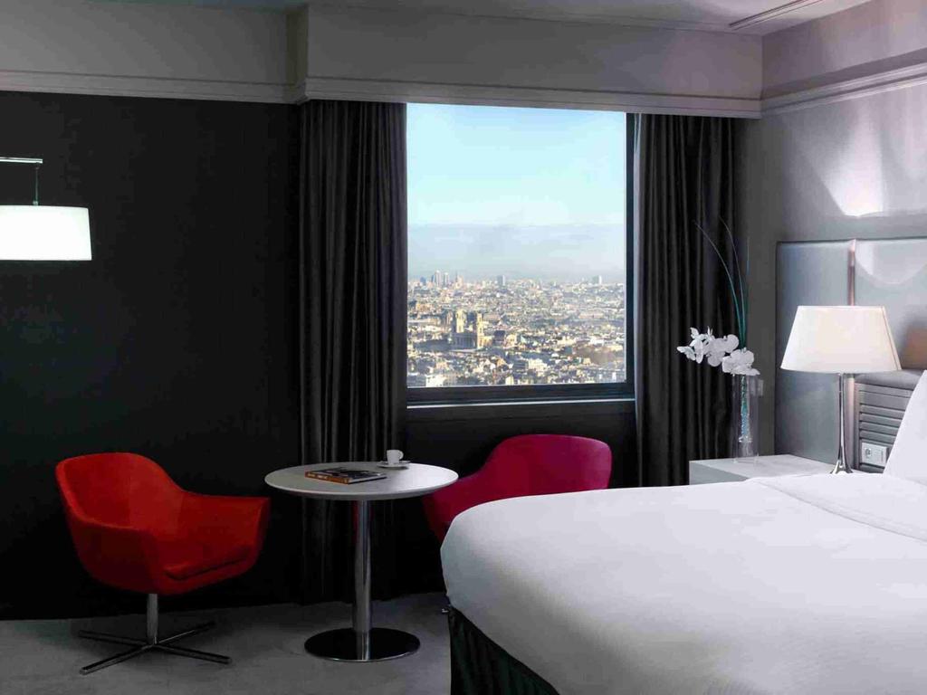 Готель Pullman Paris Montparnasse 4*