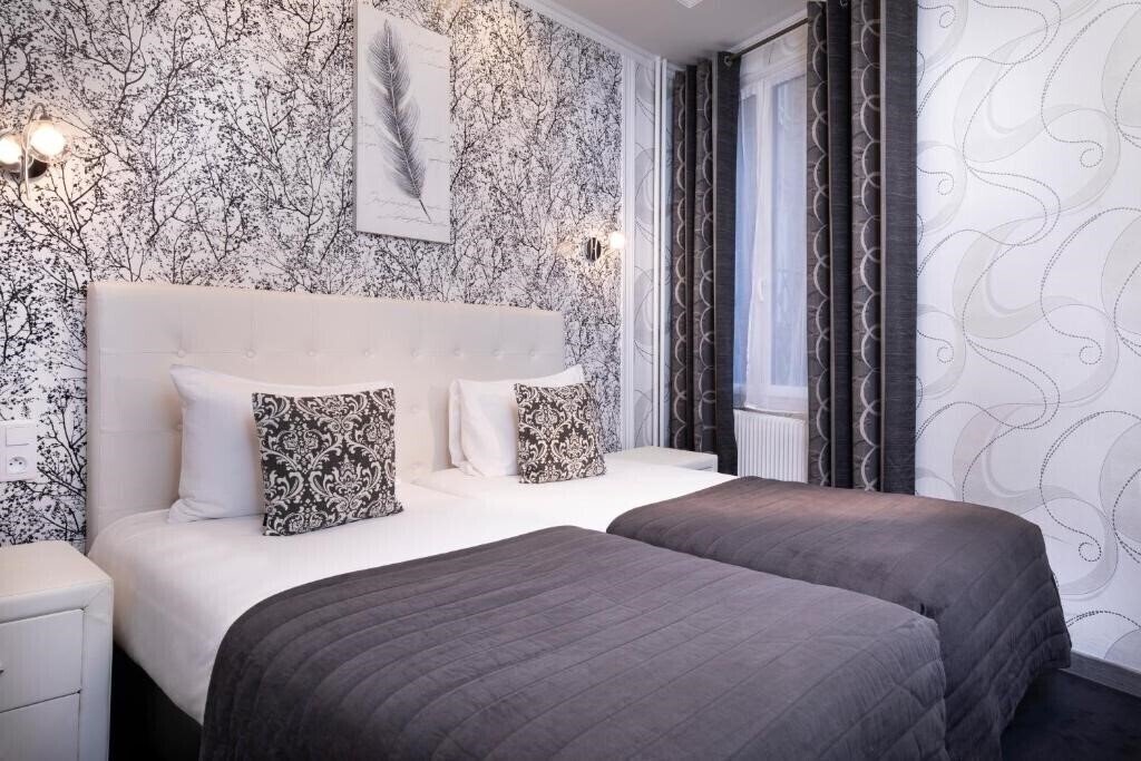 Картинка De Geneve 3*