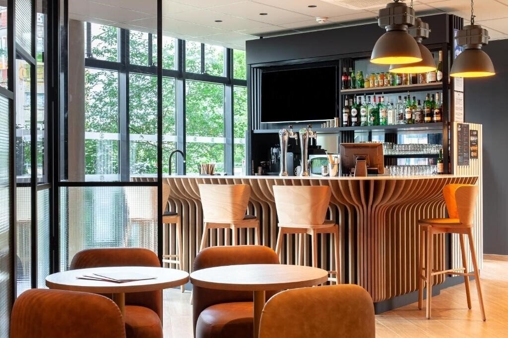 Отель BB Hotel Paris Porte Des Lilas 2*