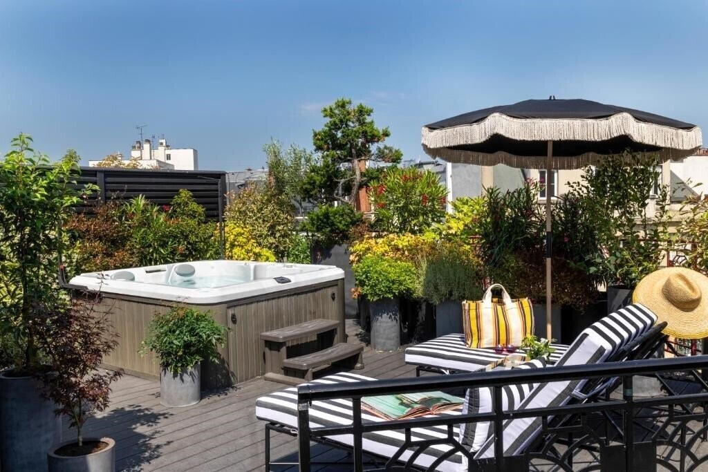 Отель Hotel Felicien Paris 4*