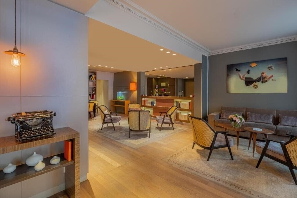 Фотографія Hotel Le Tourville by Inwood Hotels 4*