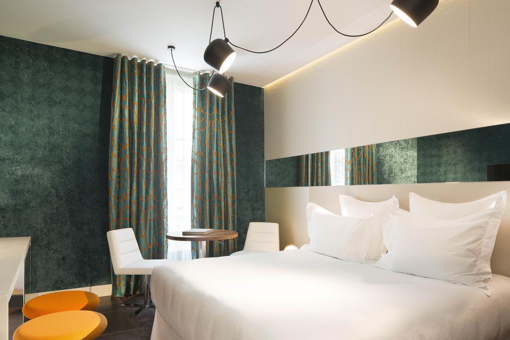 Отель Dupond Smith 5*