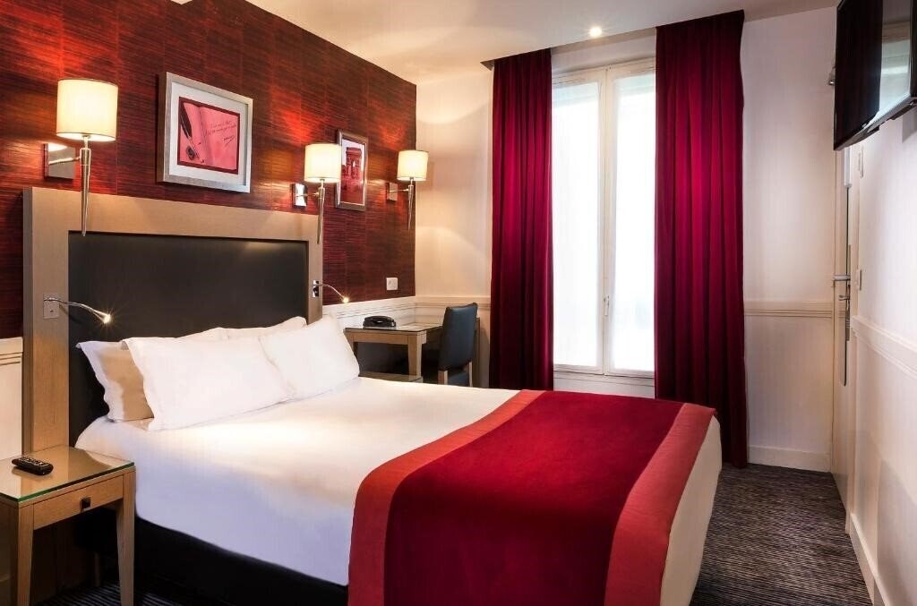 Отель Hotel Elysees Flaubert 3*