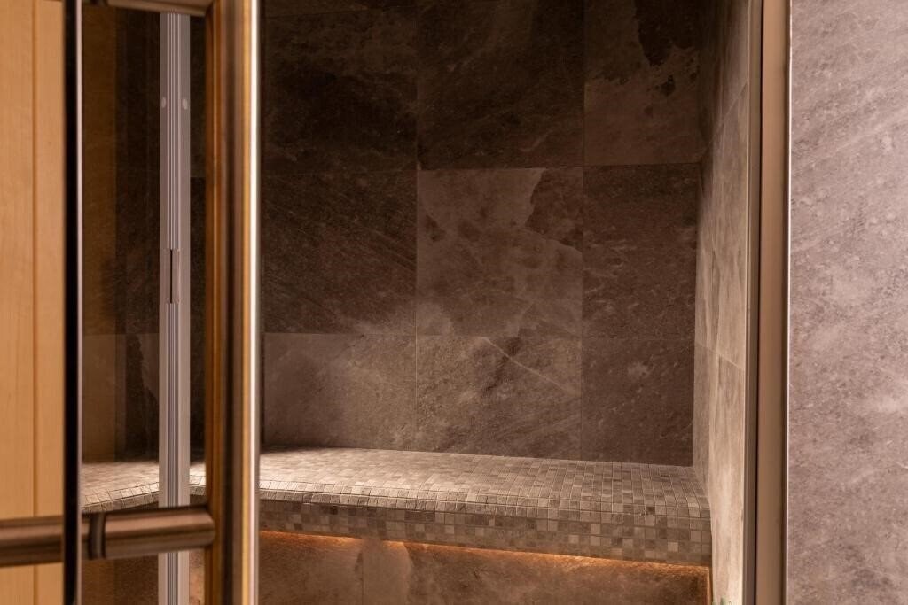 Картинка Le Lavoisier 4*