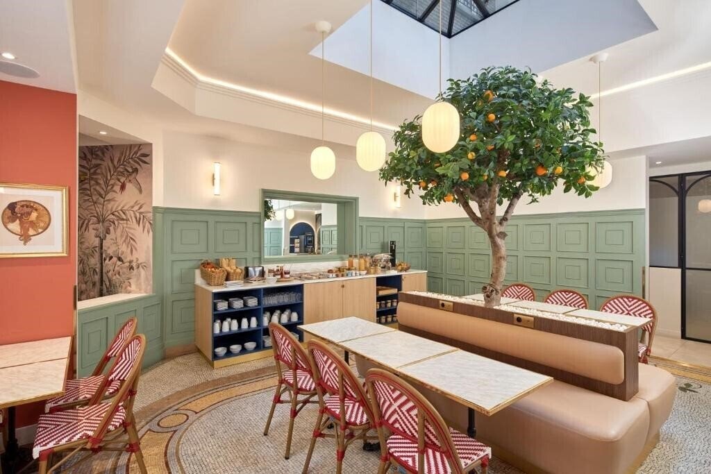 Готель Timhotel Palais Royal 3*