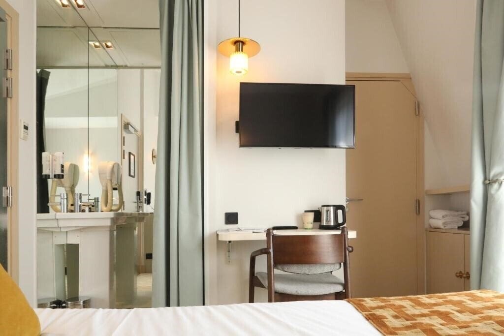 Отель Five Boutique Hotel Paris Quartier Latin 3*