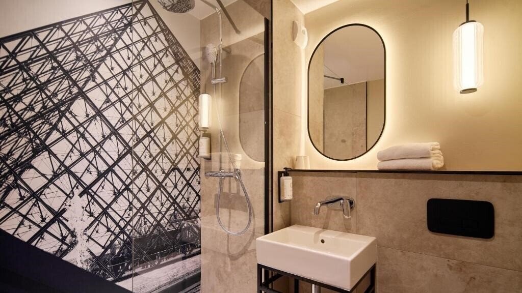 Фотографія Campanile Paris Ouest Nanterre 2*