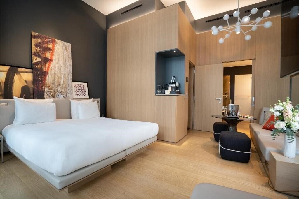 Готель Le Cinq Codet 5*