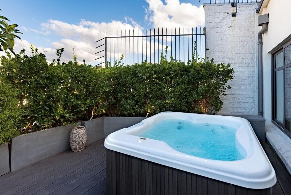 Зображення Le Cinq Codet 5*