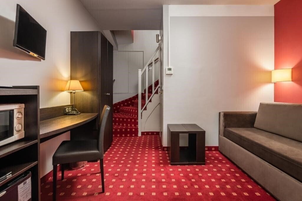 Картинка Hotel des Deux Avenues 2*