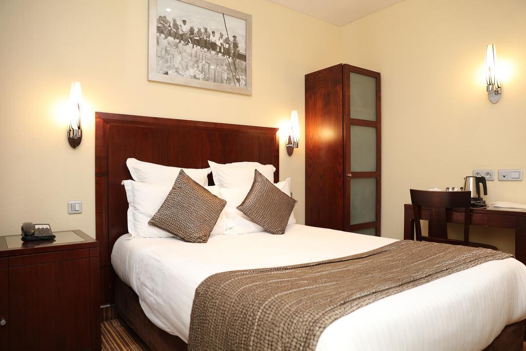 Готель Grand Hotel Francais 3*