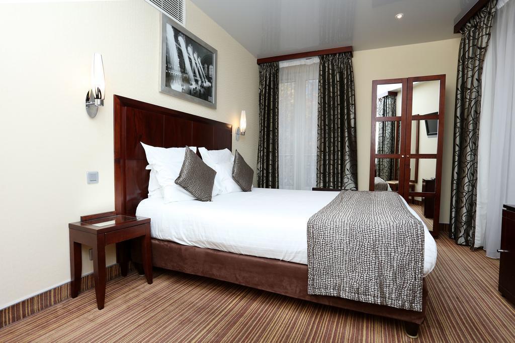 Фото Grand Hotel Francais 3*