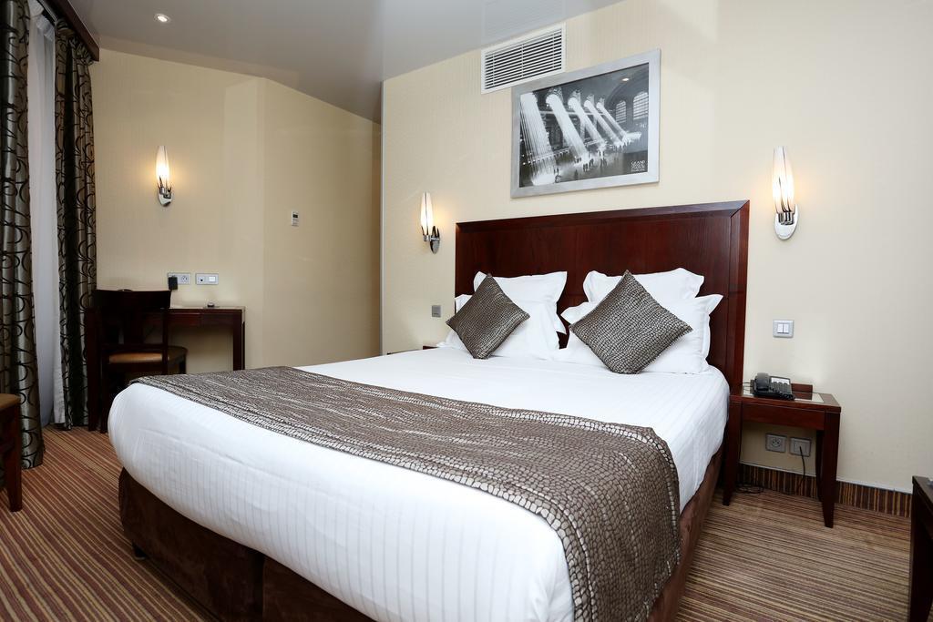 Фотографія Grand Hotel Francais 3*