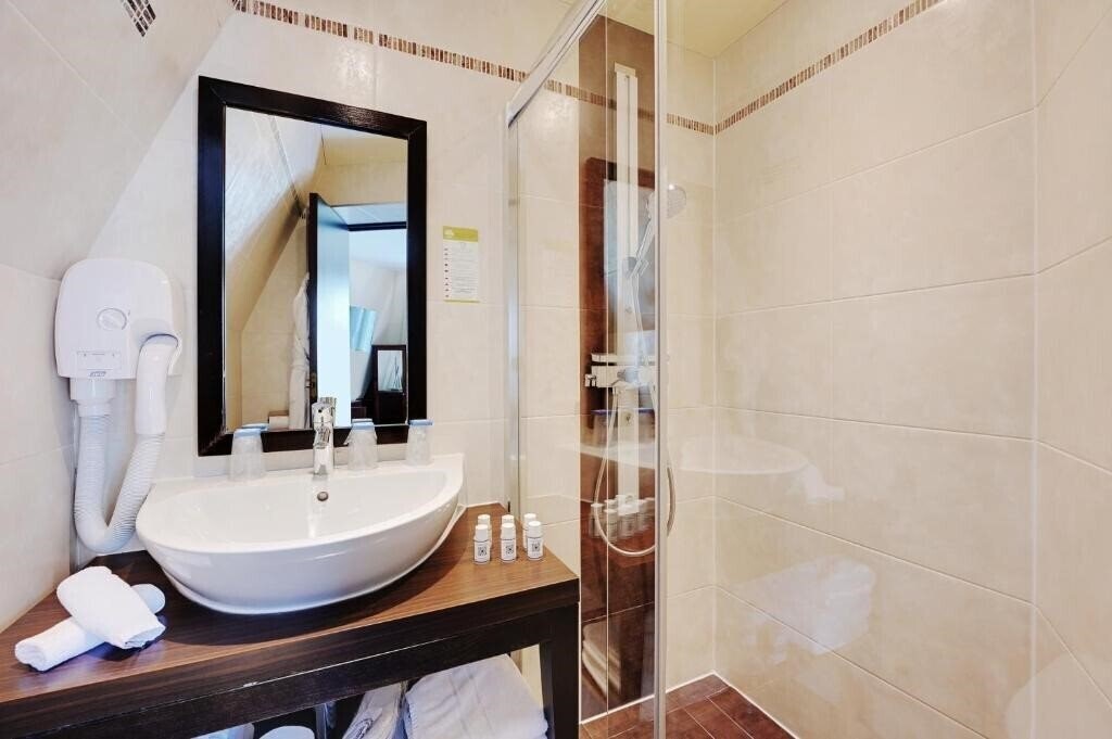 Фотографія Grand Hotel Francais 3*