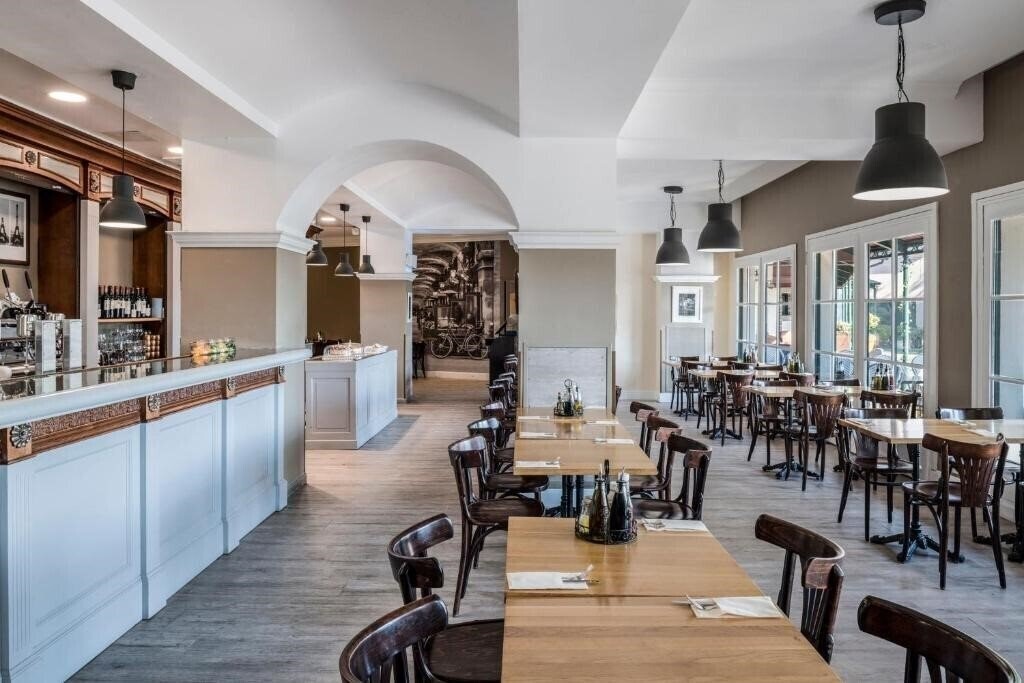 Картинка Marriot's Village d'ille de France 4*