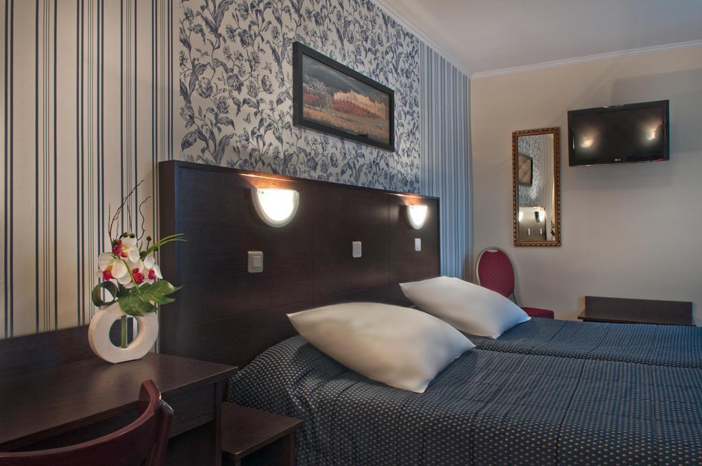 Изображение La Vieille France 3*