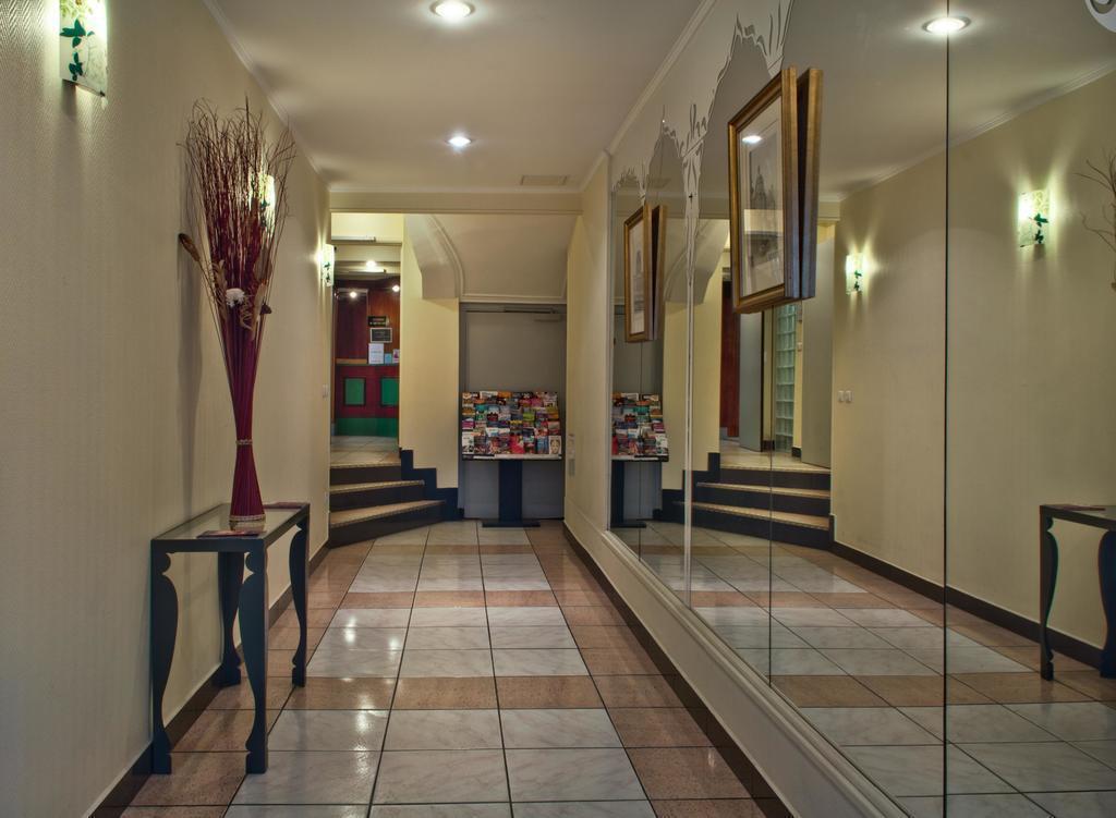 Картинка La Vieille France 3*