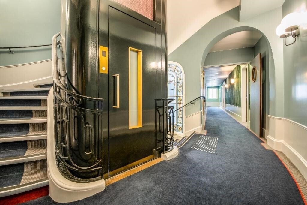 Фотографія Holiday Inn Paris Gare De Lyon - Bastille 4*