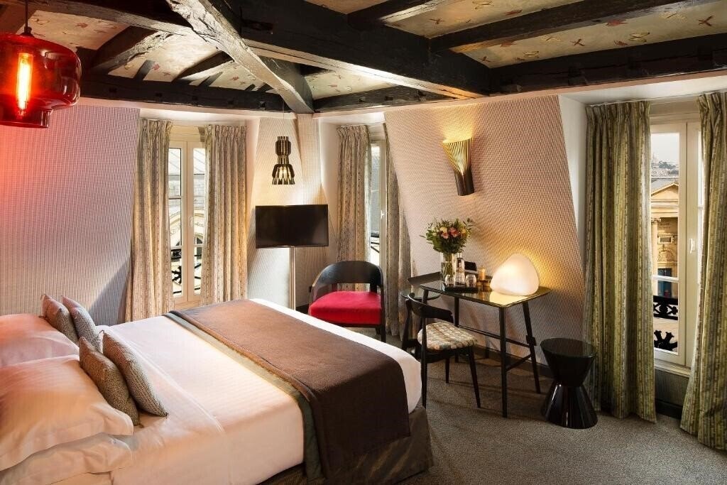 Фото Les Dames Du Pantheon 4*