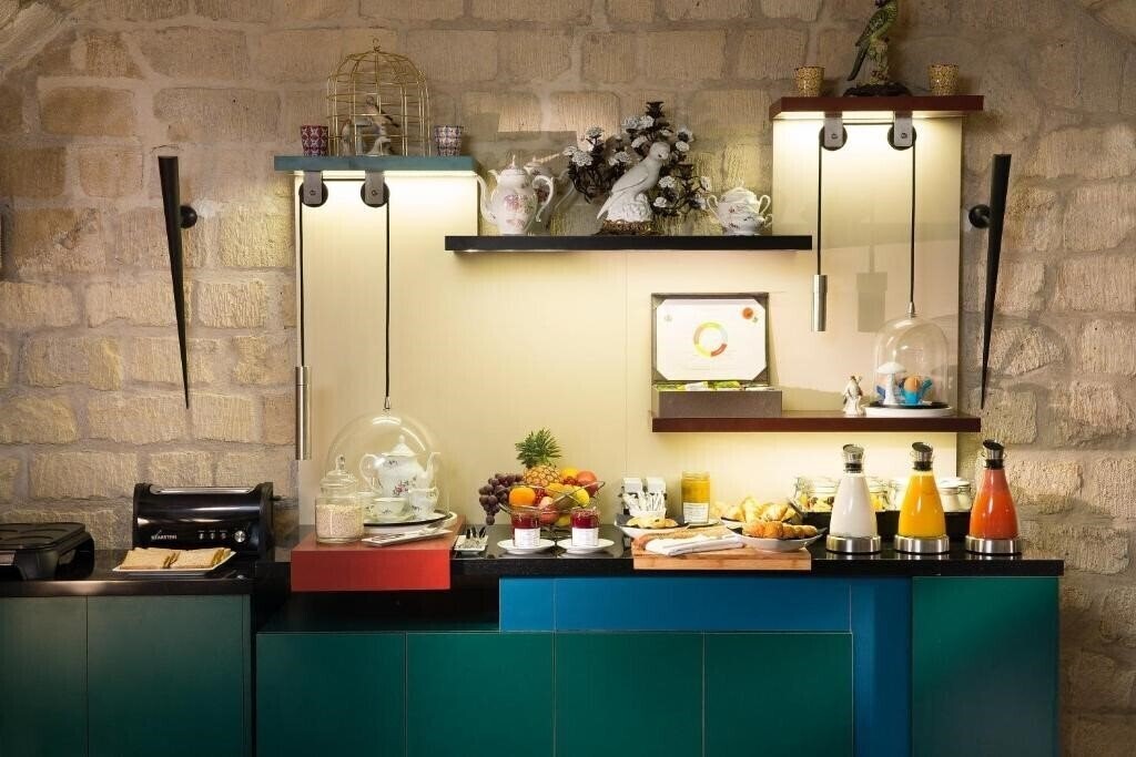 Изображение Les Dames Du Pantheon 4*