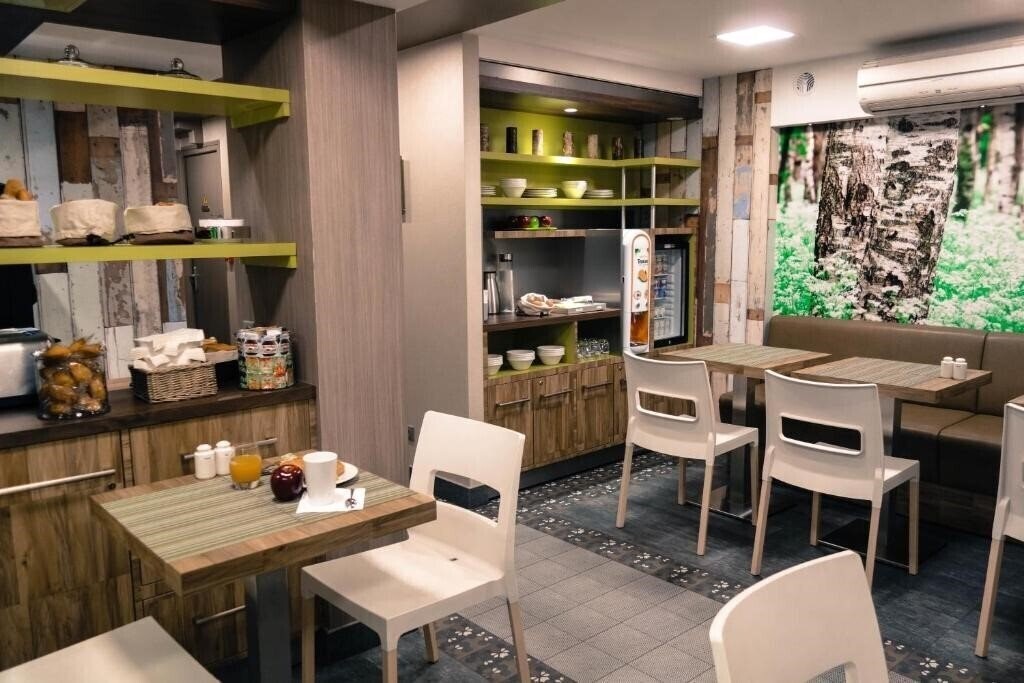 Фотографія Prince Albert Wagram 2*