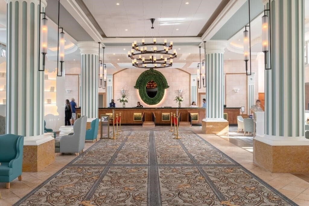Готель Dream Castle Hotel at Disneyland Paris 4*