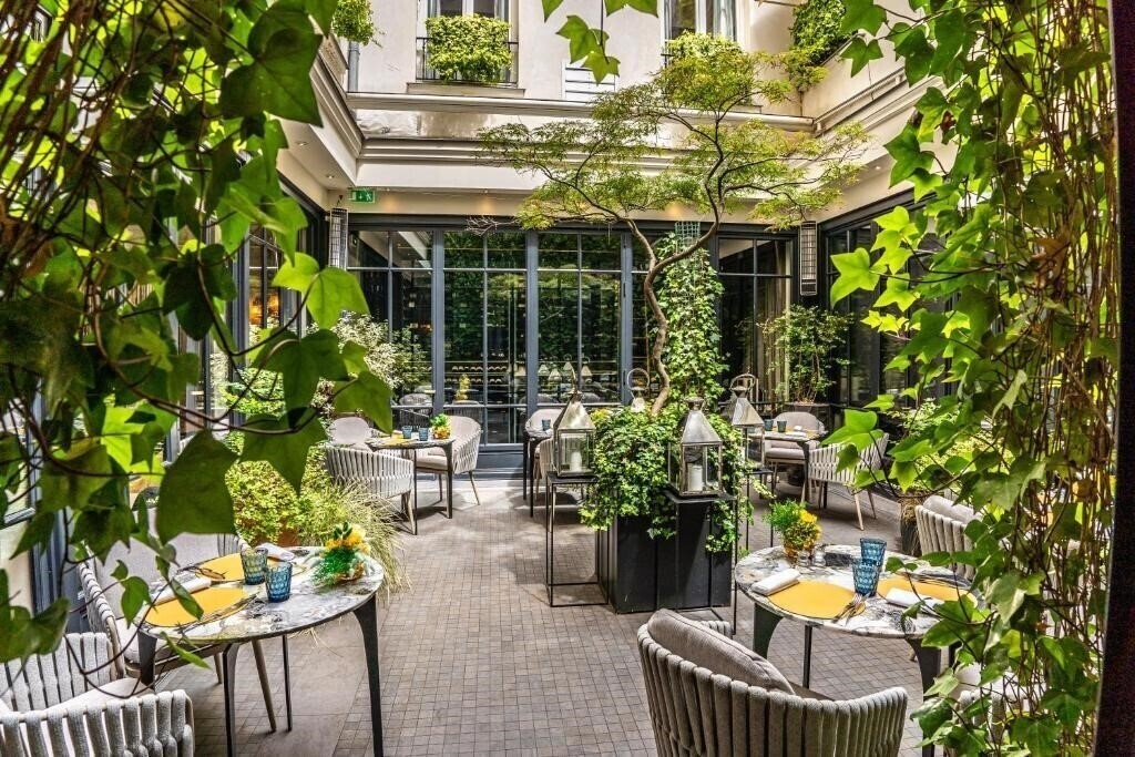 Фото Le Burgundy Paris 5*