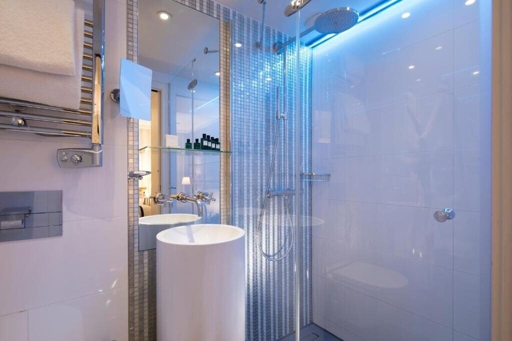 Готель R De Paris 4*