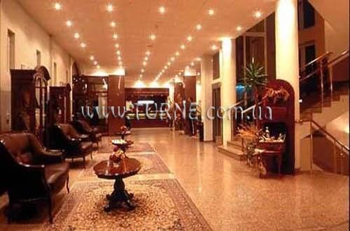 Изображение Madeleine Haussmann 3*