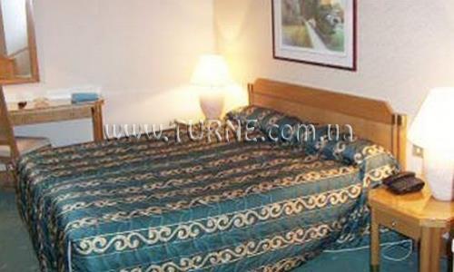 Готель Royal Elysees 4*