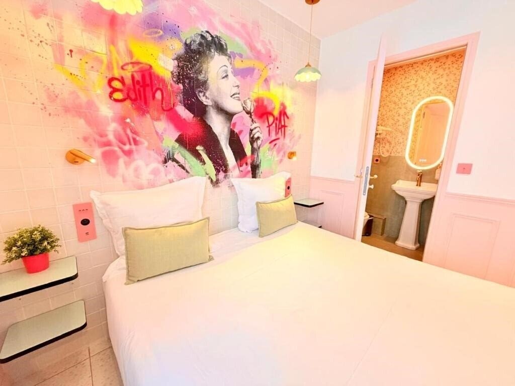 Зображення Pink Hotel 2*
