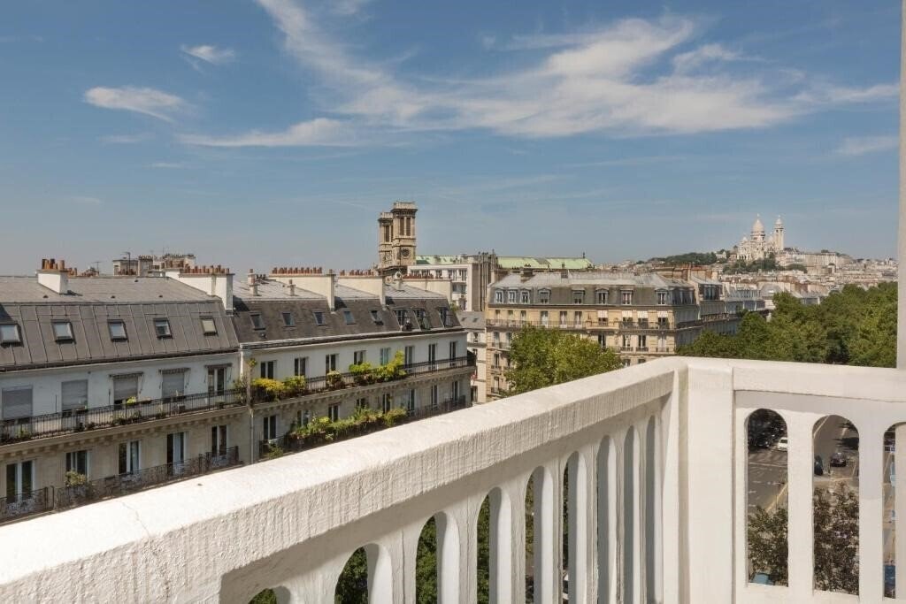 Отель Libertel Gare Du Nord Suede 2*