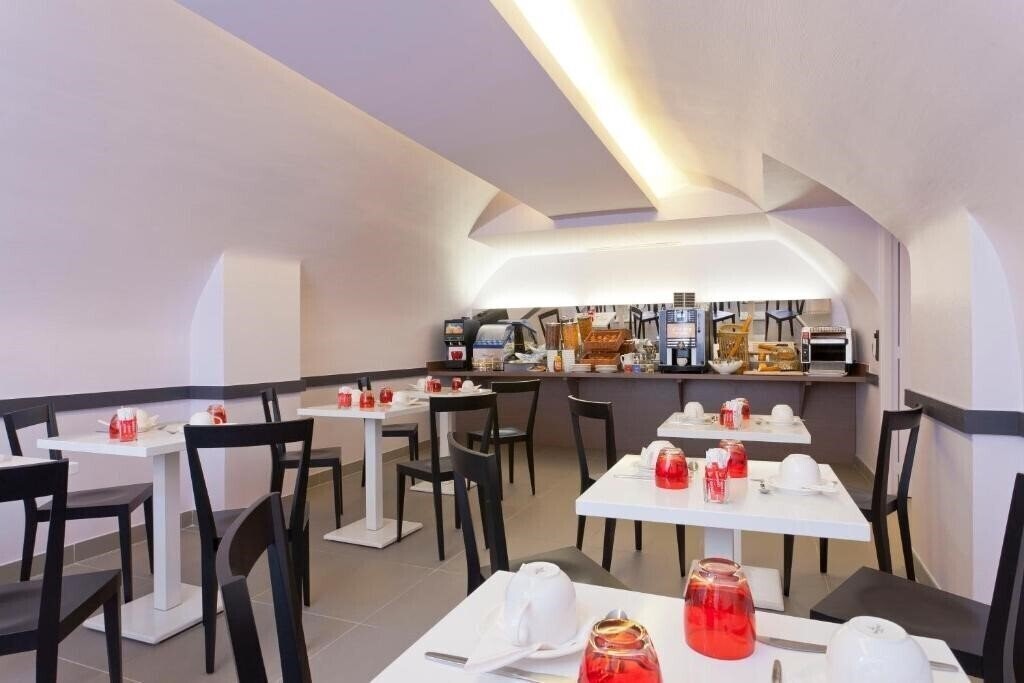 Изображение Libertel Gare Du Nord Suede 2*