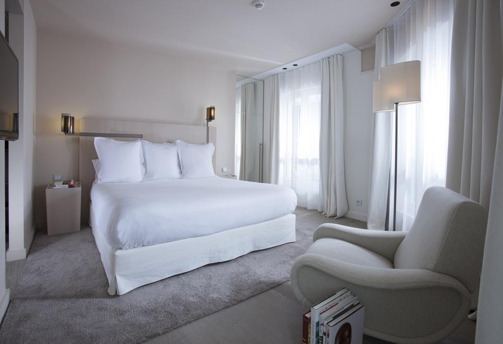 Готель Hotel De Nell 5*