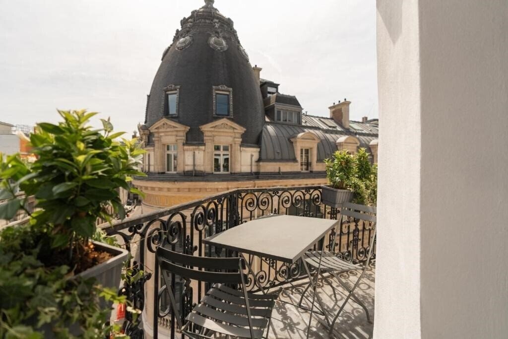 Готель Hotel De Nell 5*