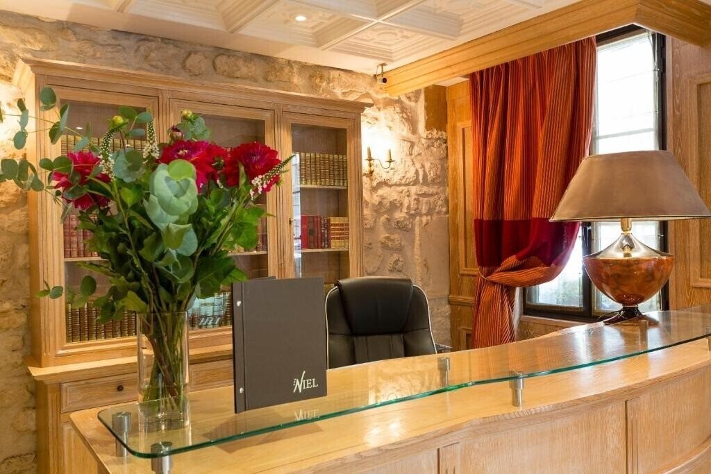 Отель Hotel Niel 3*