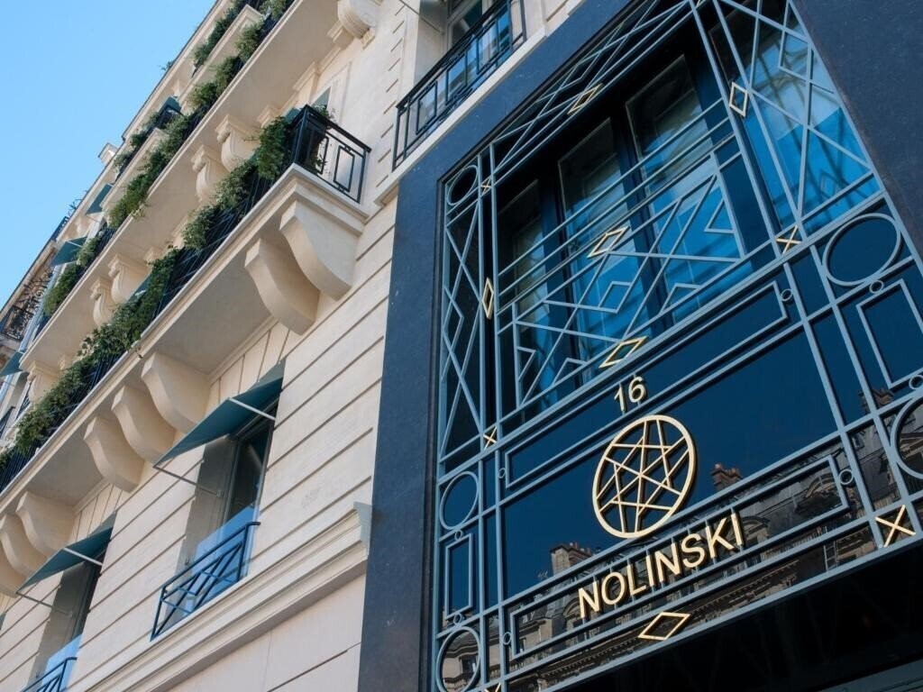 Отель Nolinski Paris 5*