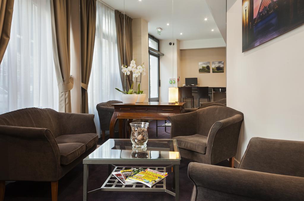 Отель Timhotel Le Louvre 3*