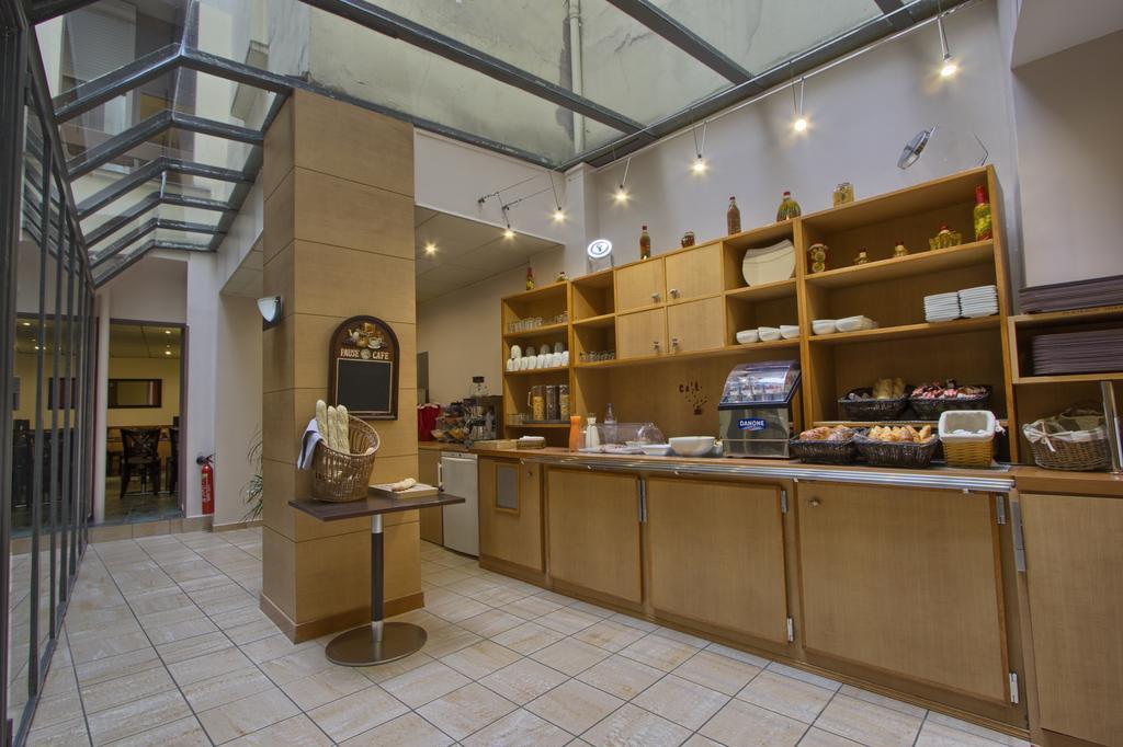 Фотография Timhotel Le Louvre 3*