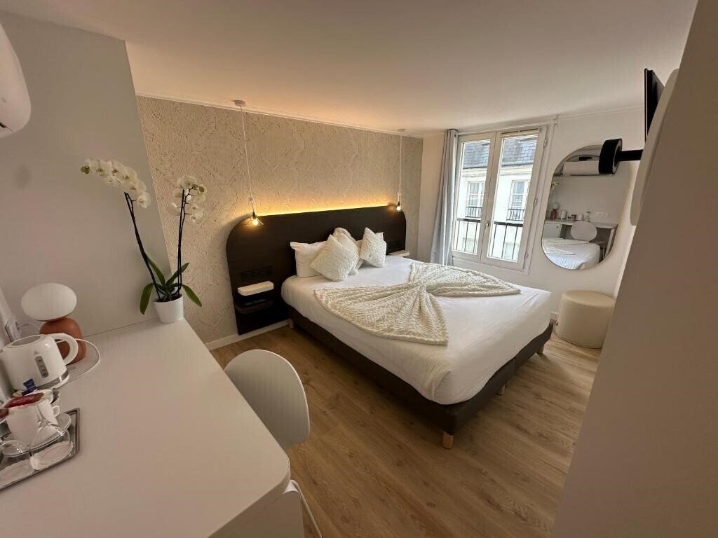 Картинка Opera Deauville 3*